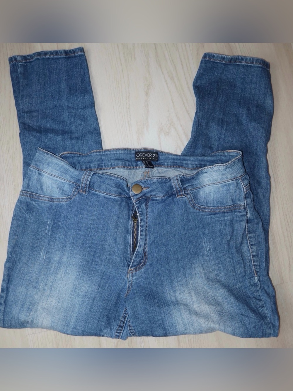 Forever 21 Medium Blue Skinny Jeans - Stretch Denim